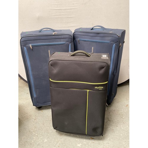 54 - 3 SUIT CASES (SKYLITE LONDON)