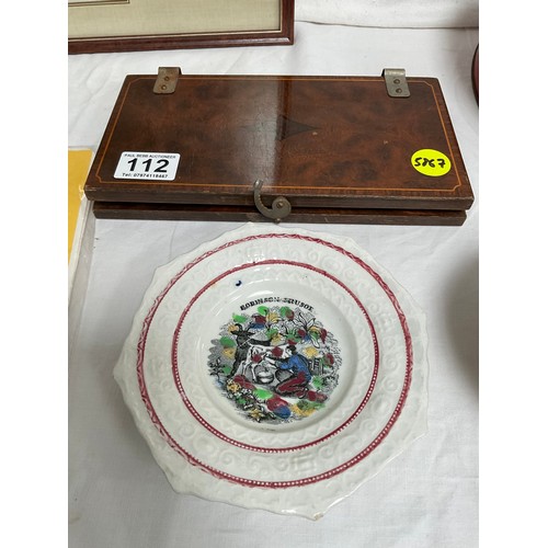 112 - QUANTITY OF COLLECTABLES TO INCLUDE VINTAGE ACME TIE PRESS, EDWARD VIII CORONATION TIN, PICTURES ETC