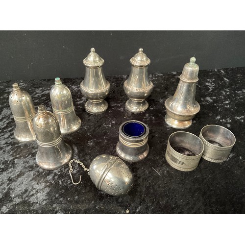 122 - BOX OF SILVER PLATEDWARE TO INCLUDE THREE PIECE TEA SET ETC