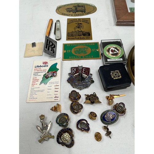 139 - QUANTITY OF WATCHES, BADGES, COINS AND HEAVY BRASS ASH TRAY ETC