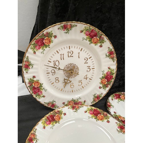 143 - LARGE ROYAL ALBERT COUNTRY ROSE DINNER AND TEA SERVICE TO INCLUDE CLOCK, CAKE STAND ETC - SIXTY TWO ... 