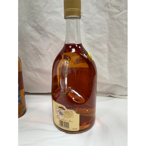 147 - 1.5L BOTTLE OF BELLS OLD SCOTCH WHISKY AND BOTTLE TALISKER SKYE 70CL SINGLE MALT WHISKY IN PRESENTAT... 