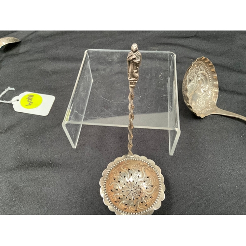 160 - TWO PLATED PICKLE SPOONS, ONE SERVING SPOON AND PLATED SPOON ALONG WITH THREE PIECES HALLMARK SILVER... 