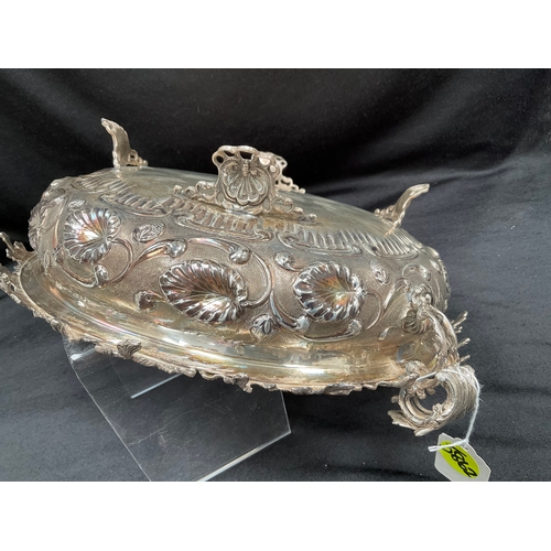 161 - HEAVILY DECORATED WITH FOILAGE TWIN HANDLED CENTREPIECE OR BOWL RIASED ON 4 FEET  STAMPED 925 - WEIG... 