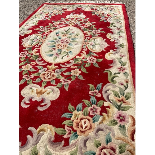 117 - MODERN PATTERNED CARPET 91” x 49”