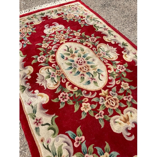 117 - MODERN PATTERNED CARPET 91” x 49”