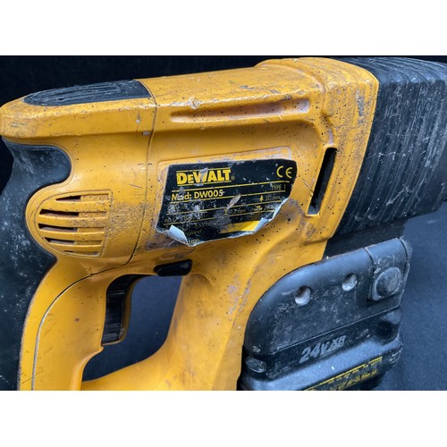 29 - DEWALT 24V RECHARGEABLE BATTERY HAMMER DRILL COMPLETE WITH CHARGER