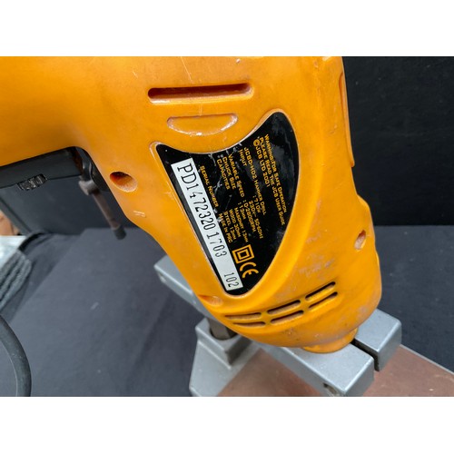 35 - JCB HEAVY DUTY ELECTRIC DRILL AND DRILL STAND