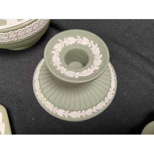 59 - COLLECTION OF GREEN JASPER WEDGWOOD ITEMS