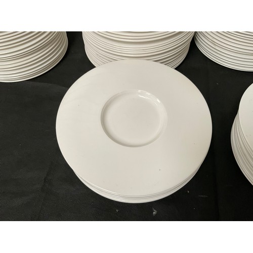 71 - 3 CRATES OF CATERING CHINA DINNER PLATES 
28 LARGE,100 MEDIUM