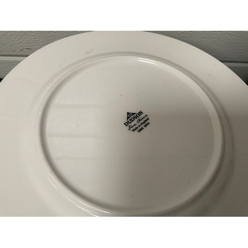 71 - 3 CRATES OF CATERING CHINA DINNER PLATES 
28 LARGE,100 MEDIUM