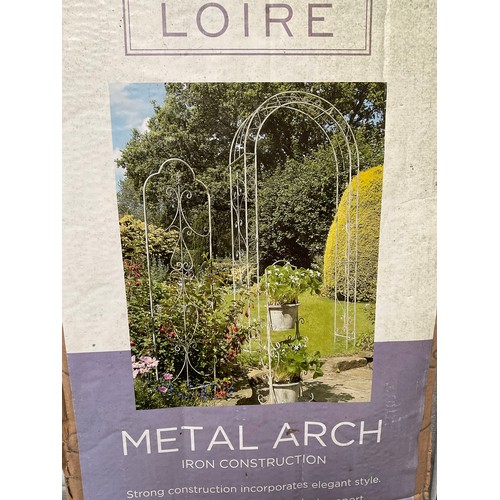 79 - GARDMAN METAL GARDEN ARCH 2.3M X 1.2M AND OWL ORNAMENT