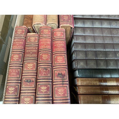 87 - BOX OF BOOKS TO INCLUDE CASSELLS HISTORY OF ENGLAND,THE GREAT WORLD WAR,ATLAS,WINSTON CHURCHILL THE ... 