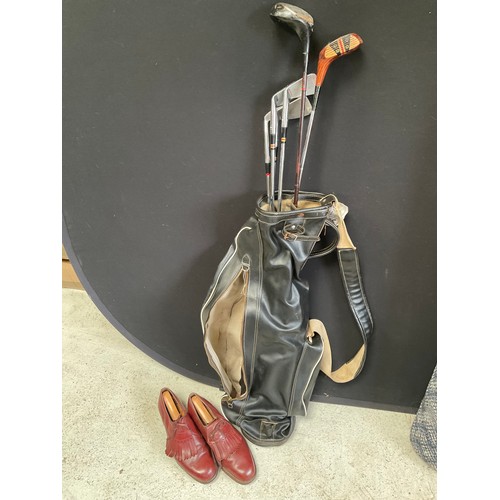 105 - VINTAGE GOLF CLUBS AND BAG ,CARPET AND UNDERLAY