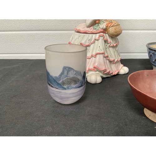 112 - 3 ART POTTERY BOWLS ,ART GLASS VASE,BOWL AND RABBIT COOKIE JAR