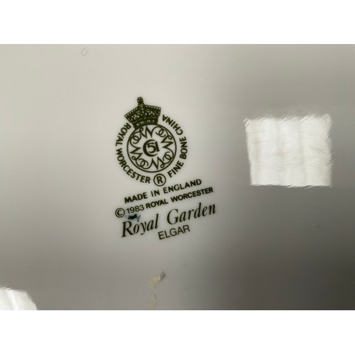 202 - ROYAL WORCESTER ROYAL GARDEN ELGAR PATTERN CAKE PLATE AND SERVING KNIFE IN PRESENTATION BOX