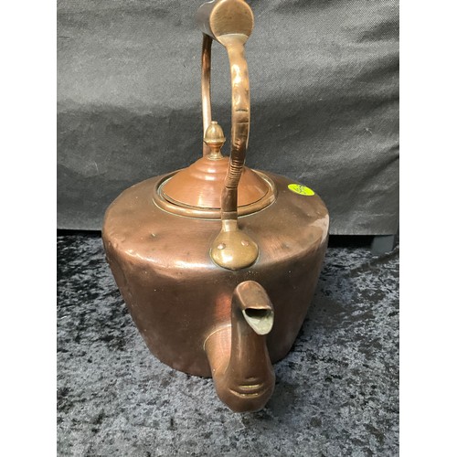 24 - VICTORIAN COPPER KETTLE