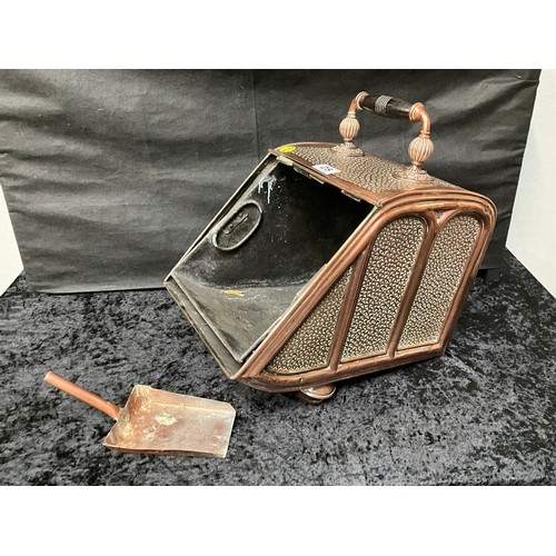 25 - VICTORIAN COPPER COAL SCUTTLE WITH SHOVEL AND LINER (NO DOOR) H15” W11” D17”