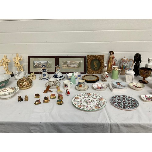 28 - BOX OF CHINA FIGURES ETC TO INCLUDE LUSTREWARE,LEONARDO,CROWN DERBY ETC