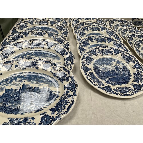 101 - FORTY SEVEN PIECES OF ENOCH WEDGEWOOD DINNER SERVICE