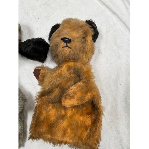 159 - VINTAGE CHAD VALLEY SOOTY AND SWEEP HAND PUPPETS, CHILTERN DOG, SMALL JOINTED TEDDY A/F