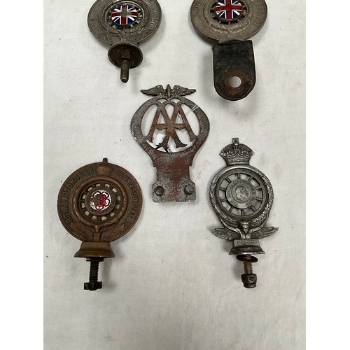 176 - COLLECTION OF AA AND RAC VINTAGE CAR BADGES ETC