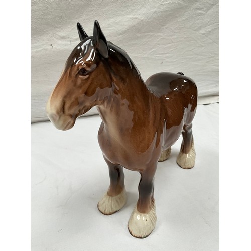 185 - BESWICK SHIRE HORSE AND TWO BESWICK FOALS (ONE FOAL HAS LOST HIS EAR)