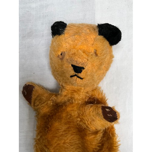 198 - VINTAGE CHAD VALLEY SOOTY HAND PUPPET