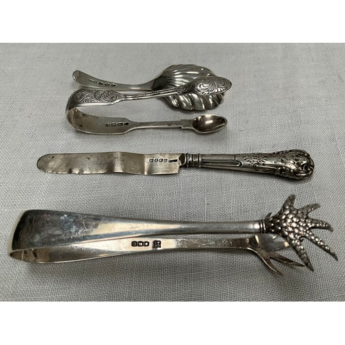 206 - QUANTITY OF HALLMARKED SILVER CUTLERY TO INCLUDE CADDY SPOON, SUGAR TONGS ETC, WEIGHT 300G