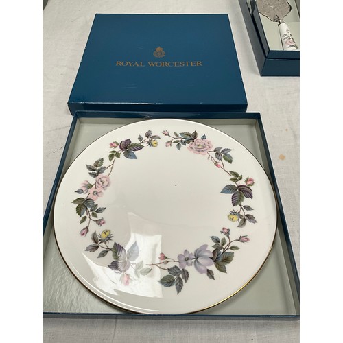 220 - ROYAL WORCESTER BOXED CAKE PLATE AND KNIFE AND 2 ASPARAGUS TRAYS