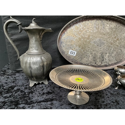 223 - QTY OF SILVER PLATED ITEMS TO INCLUDE OVAL GALLERY SERVING TRAY,TAZER,SALTS ETC