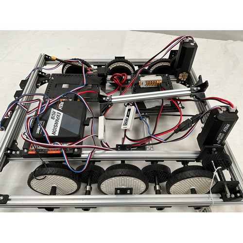 225 - ELECTRONIC ROBOTIC CHASSIS WITH REV EXPANSION HUB ETC