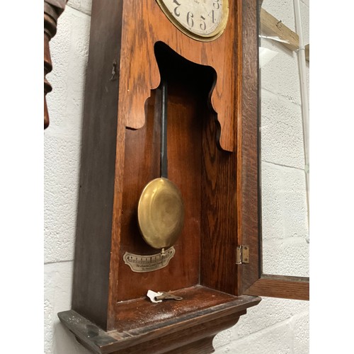 234 - VINTAGE OAK 30HR WALL CLOCK WITH KEY AND PENDULUM , NEW HAVEN CLOCK COMPANY USA
H37” W13” D7”