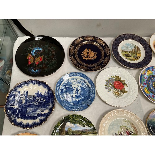 260 - BOX OF VICTORIAN AND LATER WALL PLAQUES/PLATES