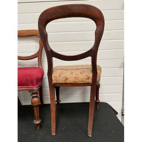 289 - 4 VICTORIAN MAHOGANY DINING CHAIRS WITH UPHOLSTERED SEATS (SEATS NOT MATCHING)