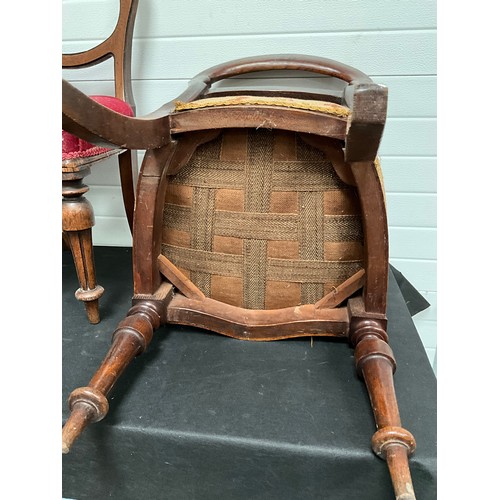 289 - 4 VICTORIAN MAHOGANY DINING CHAIRS WITH UPHOLSTERED SEATS (SEATS NOT MATCHING)