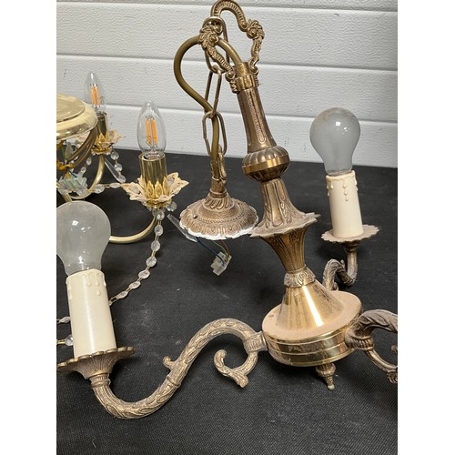 329 - BOX OF 2 CHANDELIERS AND 2 TABLE LAMPS