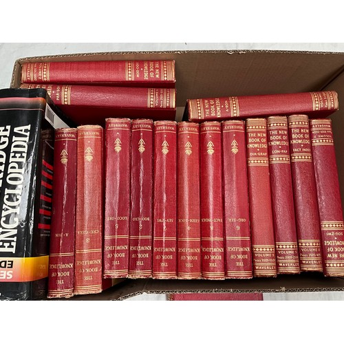 341 - BOX OF BOOKS TO INCLUDE 16 VOLUMES OF WAVERLEY BOOKS OF KNOWLEDGE AND CAMBRIDGE ENCYCLOPAEDIA