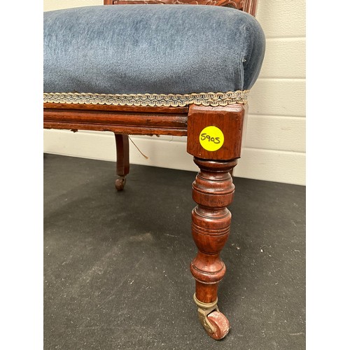 352 - EDWARDIAN MAHOGANY BEDROOM CHAIR WITH UPHOLSTERED SEAT ON ORIGINAL BRASS CASTORS