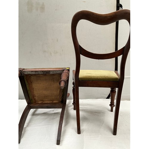 363 - PAIR OF VICTORIAN MAHOGANY DINING CHAIRS WITH UPHOLSTERED SEATS (LOOSE)