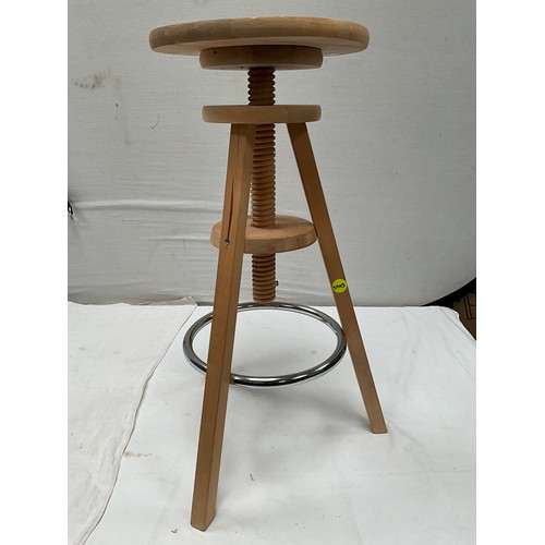 364 - MODERN BEECH ADJUSTABLE HIEGHT SWIVEL STOOL