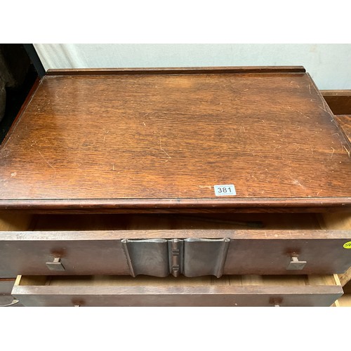 381 - VINTAGE 4 DRAWER OAK BEDROOM CHEST H35” W31” D19” AND MATCHING DRESSING TABLE WITH 2 DRAWERS H60” W3... 