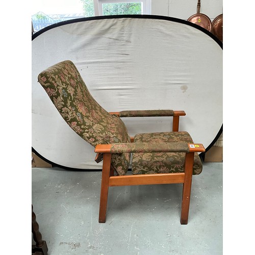 395 - VINTAGE UPHOLSTERED PARKER KNOLL ARMCHAIR AND VINTAGE UPHOLSTERED BEDROOM CHAIR A/F