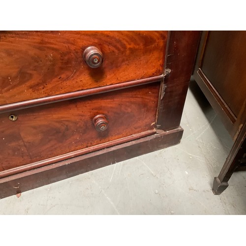 427 - VICTORIAN FLAMED MAHOGANY SCOTTISH BEDROOM CHEST H43” W48” D21”A/F