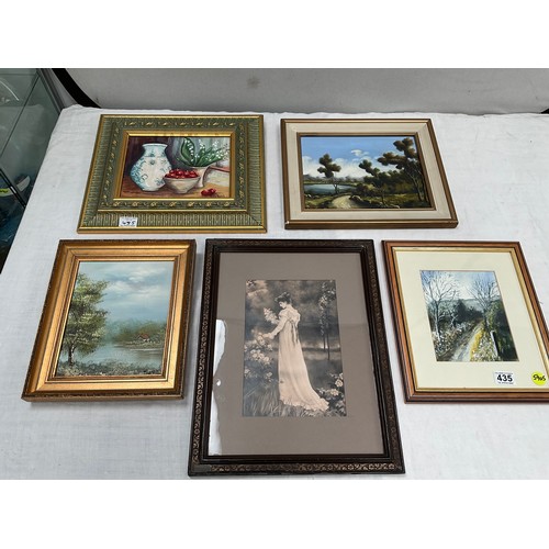 435 - QTY OF MODERN PICTURES TO INCLUDE OILS ON CANVAS,WATERCOLOURS ETC