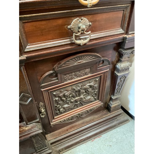 447 - VICTORIAN MAHOGANY COUNTRY HOUSE MIRROR BACKED SIDEBOARD OF LARGE PROPORTIONS HEAVILY CARVED PANELS,... 