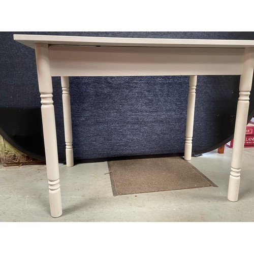 450 - MODERN WHITE KITCHEN TABLE H29” W39”D27”