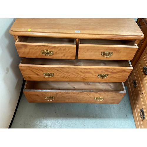 472 - VICTORIAN SATINWOOD BEDROOM CHEST WITH 2 SHORT AND 2 LONG DRAWERS H32” W43” D19”