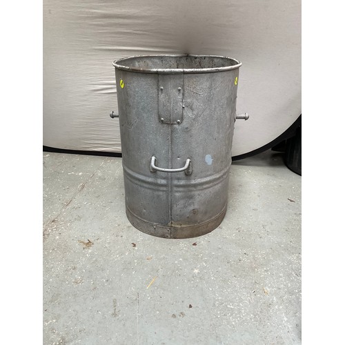 479 - VINTAGE METAL GALVANISED POURING BUCKET H24” W26” D24”