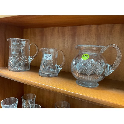 485 - COLLECTION OF GLASSWARE TO INCLUDE JUGS,DECANTER,VASES ,GLASSES ETC